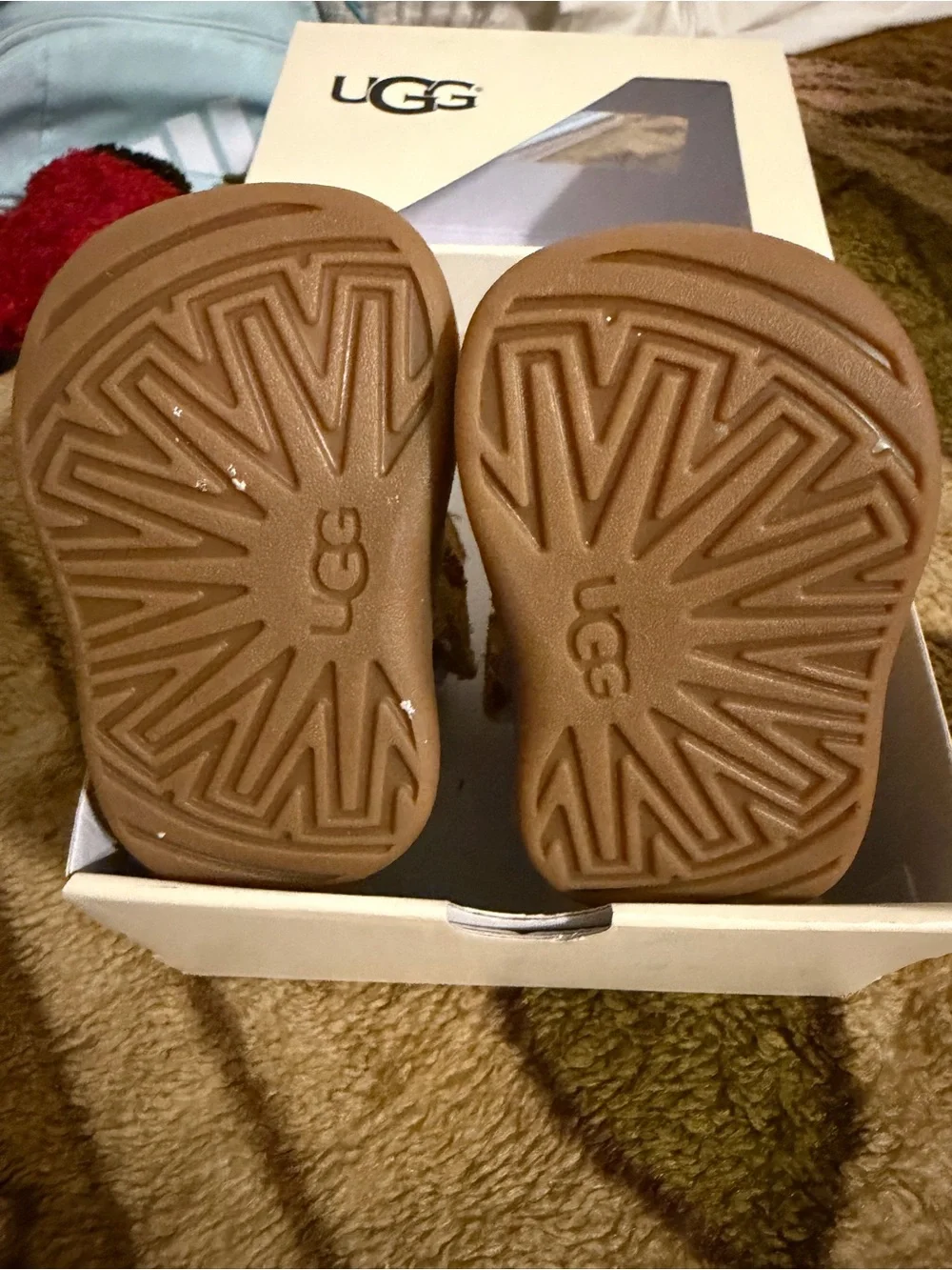 UGG classic kids
